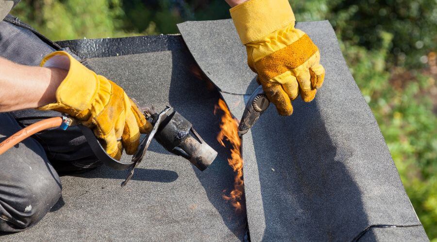 Expert Emergency Roof Repairs services in Bureau, IL